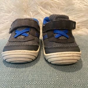 Stride Rite toddler size 6c